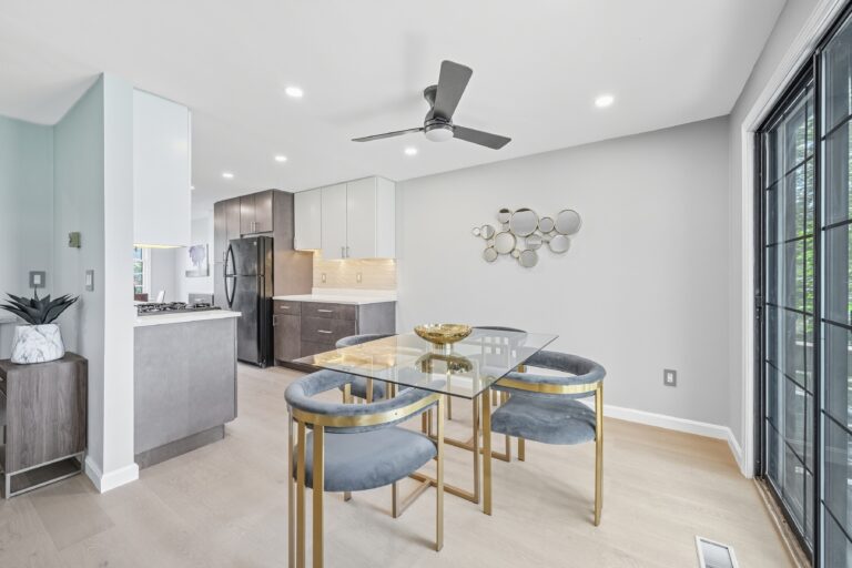 261 Apache Way Tewksbury Townhouse Kitchen