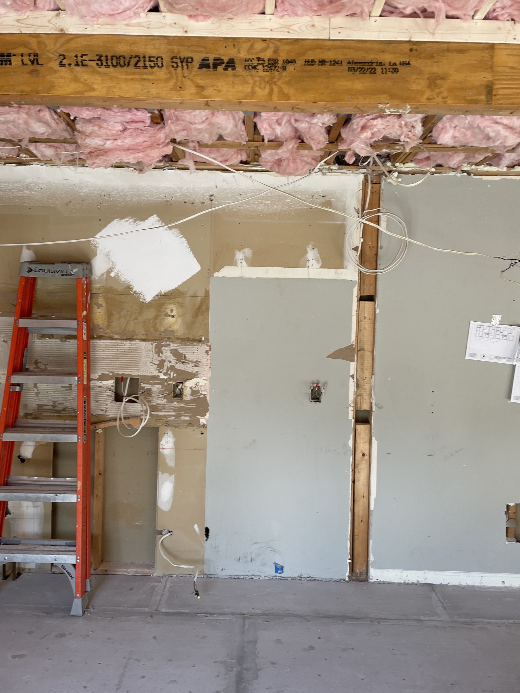 Sharon Tray Ceiling